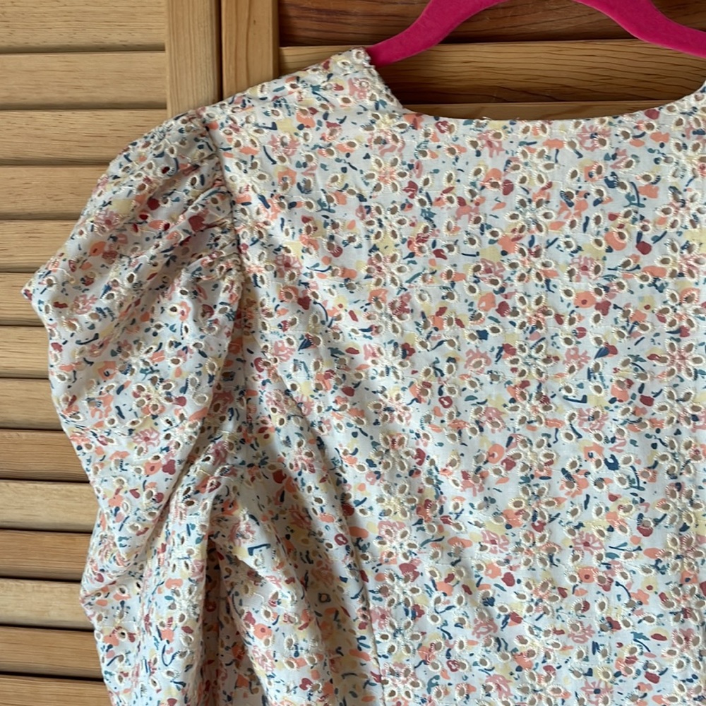 FREE THE ROSES 2.7 AUGUST APPAREL Dress - Picture 14 of 17